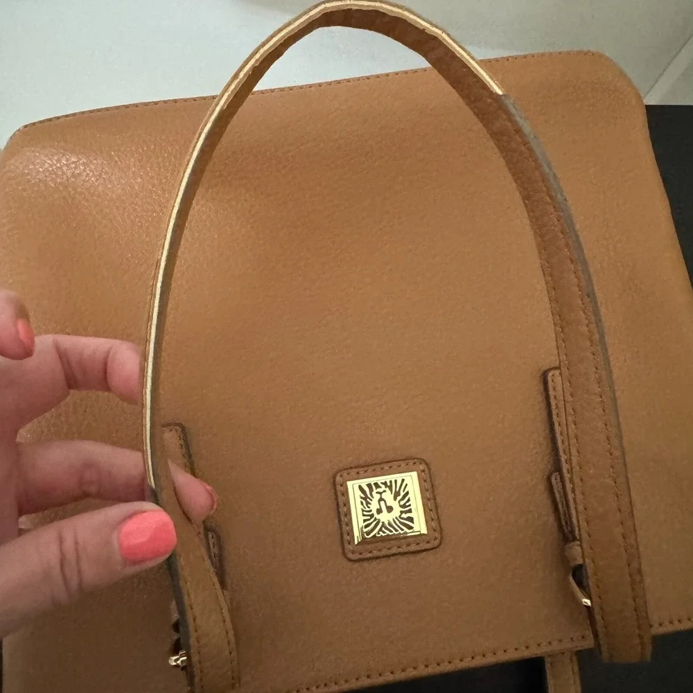 Anne Klein Shoulder Bag‎ Purse Tan